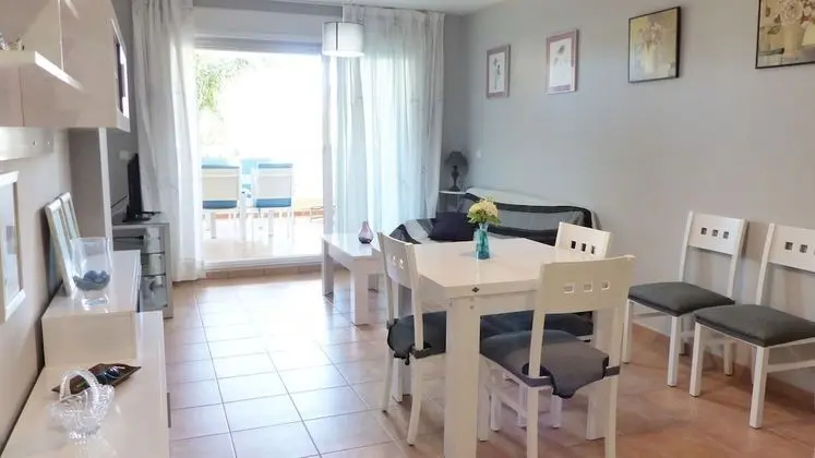 Apart Daire, 2 Yatak Odası, Balkon