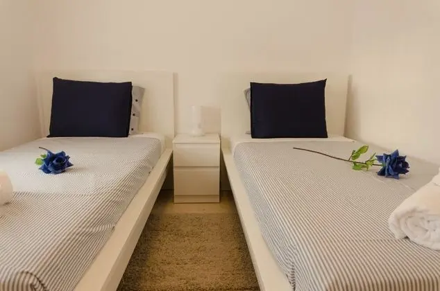 Apart Daire, 3 Yatak Odası, Havuz Manzaralı
