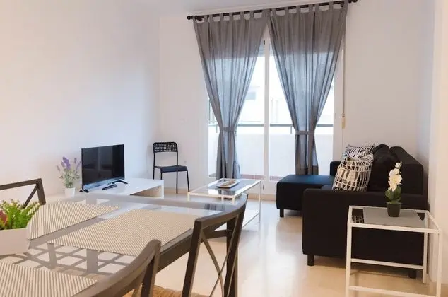 Apart Daire, 3 Yatak Odası, Havuz Manzaralı