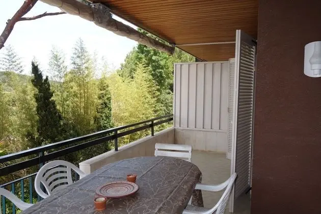 Apart Daire, 4 Yatak Odası, 2 Banyolu, Havuz Manzaralı