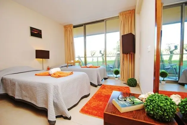 Apart Daire, 2 Yatak Odası, Havuz Kullanımı, Havuz Manzaralı