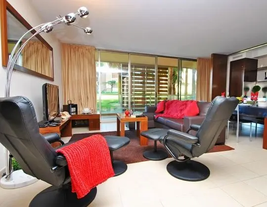 Apart Daire, 2 Yatak Odası, Havuz Kullanımı, Havuz Manzaralı