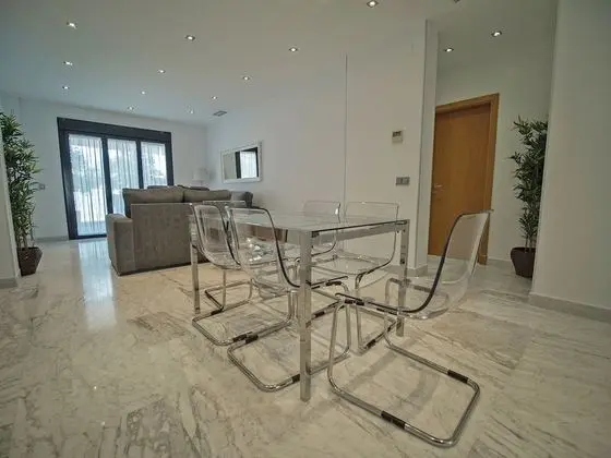 Apart Daire, 2 Yatak Odası, Balkon