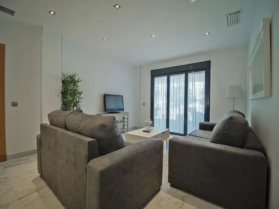 Apart Daire, 2 Yatak Odası, Balkon