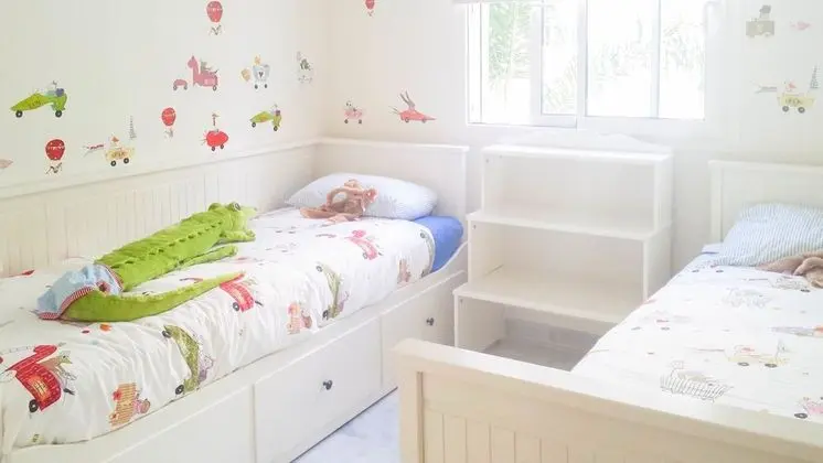Apart Daire, 2 Yatak Odası, Havuz Manzaralı