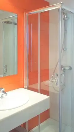 Apart Daire, 2 Yatak Odası, Havuz Manzaralı