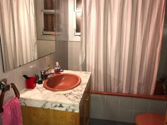 Apart Daire, 2 Yatak Odası, Balkon, Havuz Manzaralı