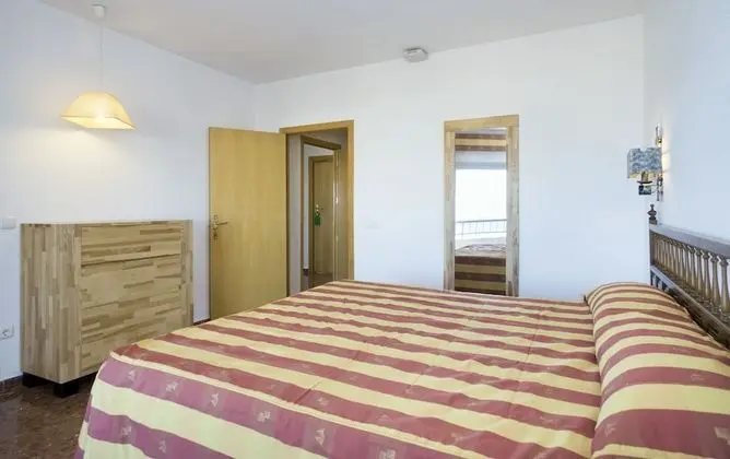 Apart Daire, 1 Yatak Odası, Kısmi Deniz Manzaralı
