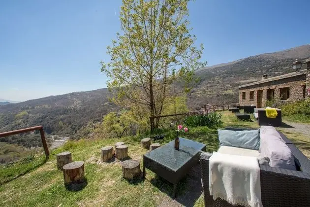 Comfort Apart Daire, 2 Yatak Odası, Şömine, Dağ Manzaralı