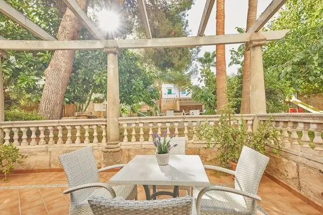 Apart Daire, 1 Yatak Odası, Balkon, Bahçe Manzaralı