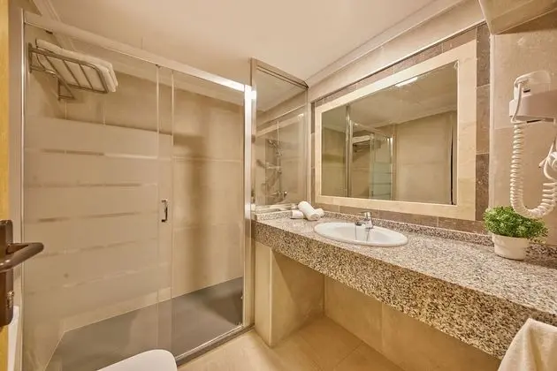 Apart Daire, 1 Yatak Odası, Balkon, Bahçe Manzaralı
