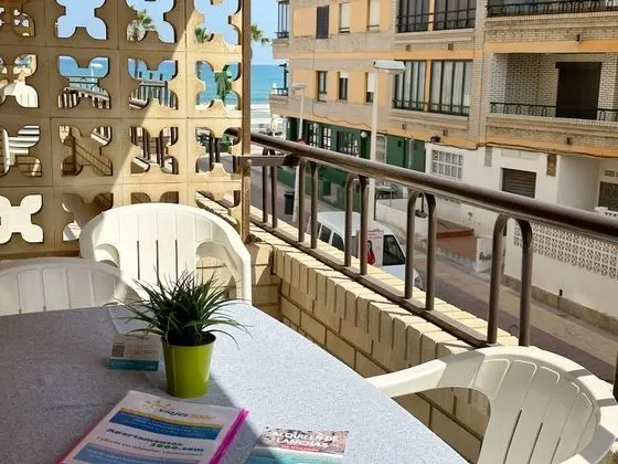 Stüdyo, Kısmi Deniz Manzaralı