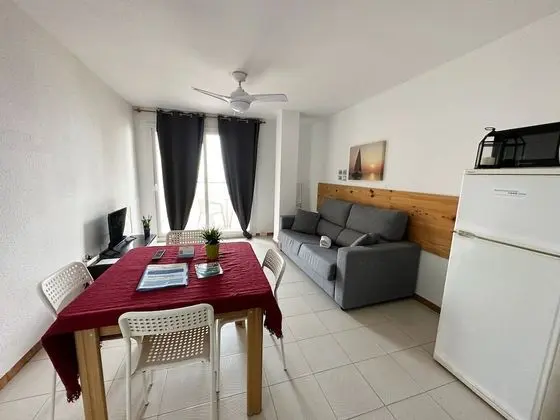 Stüdyo, Kısmi Deniz Manzaralı