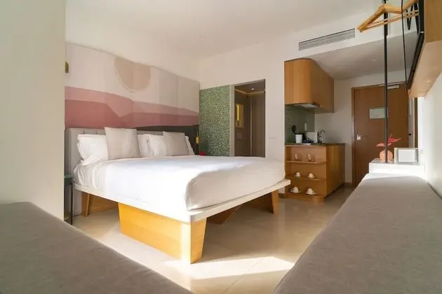 Stüdyo, Balkon, Kısmi Deniz Manzaralı