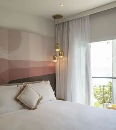 Stüdyo, Balkon, Kısmi Deniz Manzaralı