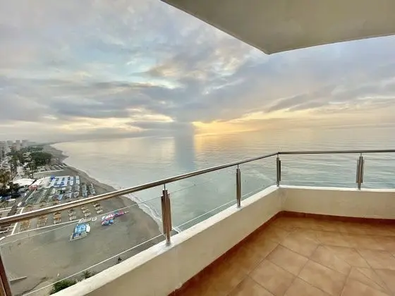 Premium Apart Daire, Deniz Manzaralı, Plaj Kenarı
