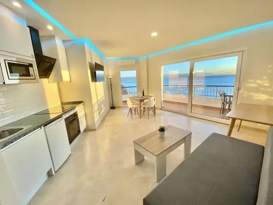 Superior Apart Daire, Deniz Manzaralı, Plaj Kenarı