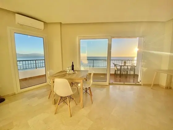 Superior Apart Daire, Deniz Manzaralı, Plaj Kenarı