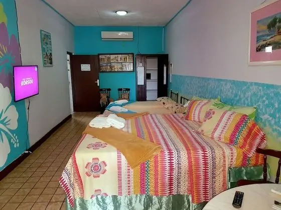Üç Kişilik Oda