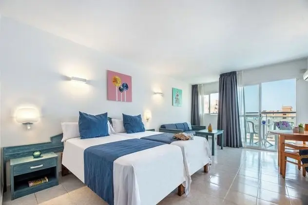 Stüdyo (3 adults)