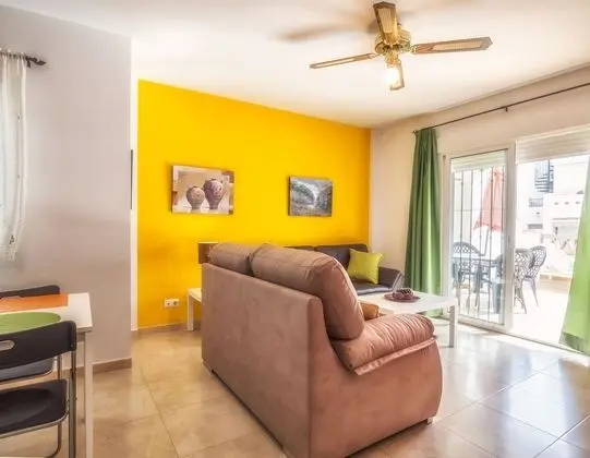 Apart Daire, 2 Yatak Odası, Teras (Flora)