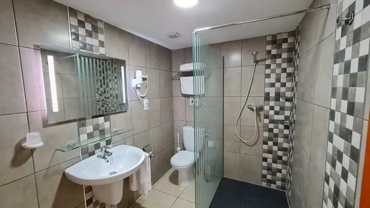 Apart Daire, 3 Yatak Odası (6 People)