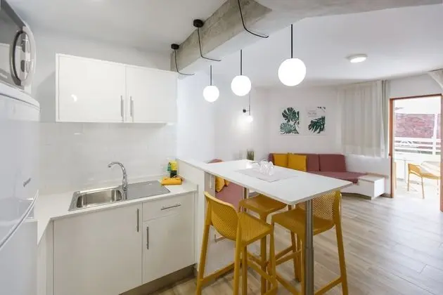 Basic Apart Daire, 1 Yatak Odası, Havuz Manzaralı