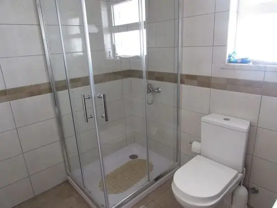 Classic Tek Büyük veya İki Ayrı Yataklı Oda
