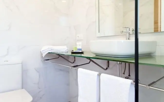 Apart Daire, 1 Çift Kişilik Yatak ve Çekyat