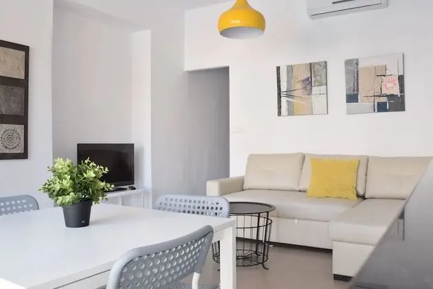 Apart Daire, 1 Yatak Odası, Havuz Manzaralı