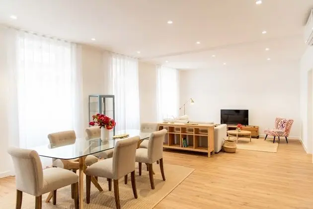 Superior Apart Daire, 2 Yatak Odası, Mutfak, Şehir Manzaralı