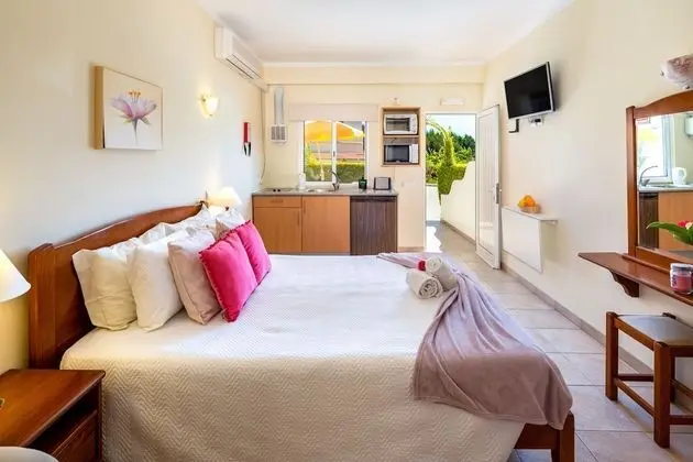 Standard Stüdyo, Balkon, Zemin Kat