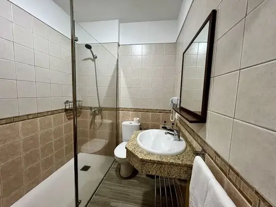 Stüdyo, Teras