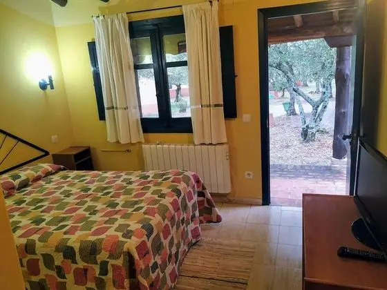 Economy Tek Büyük veya İki Ayrı Yataklı Oda, Veranda, Dağ Manzaralı