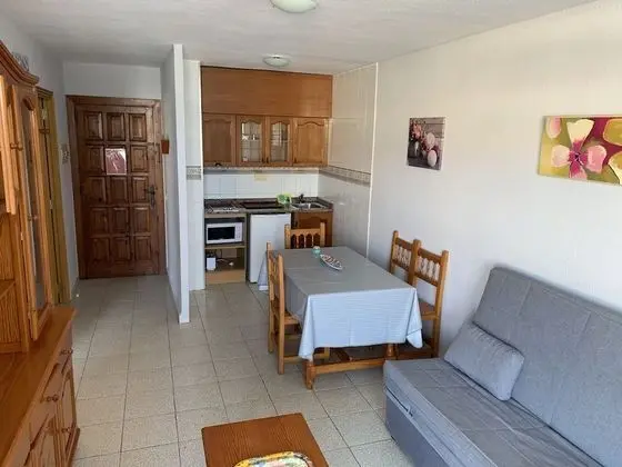 Apartment 2 to 4 people, 25% prepaid