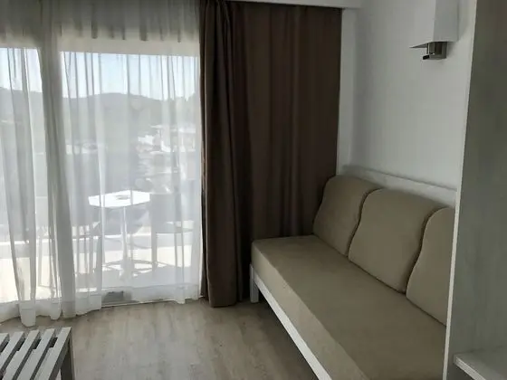 Apart Daire, 2 Yatak Odası, Balkon