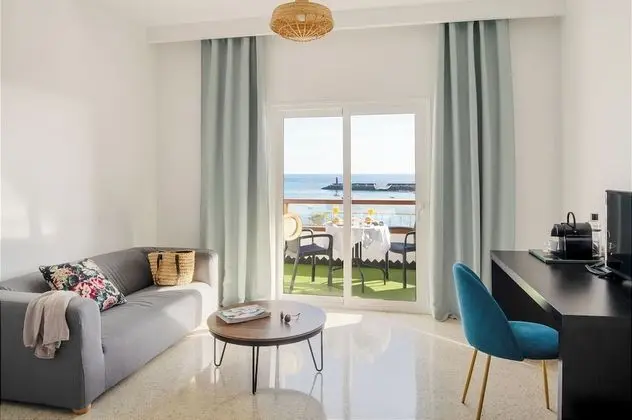 Standard Apart Daire, Deniz Manzaralı