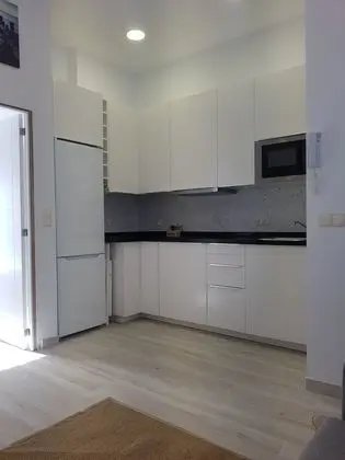 Apart Daire, 1 Çift Kişilik Yatak ve Çekyat, Sigara İçilmez