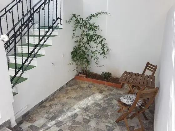 Apart Daire, 1 Çift Kişilik Yatak ve Çekyat, Sigara İçilmez