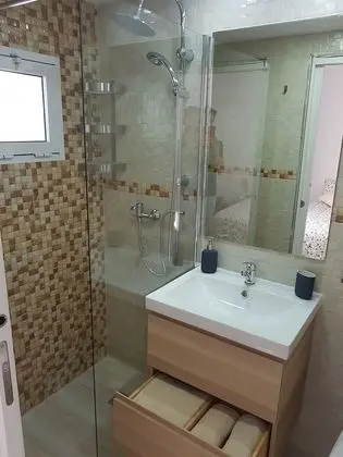 Apart Daire, 1 Çift Kişilik Yatak ve Çekyat, Sigara İçilmez