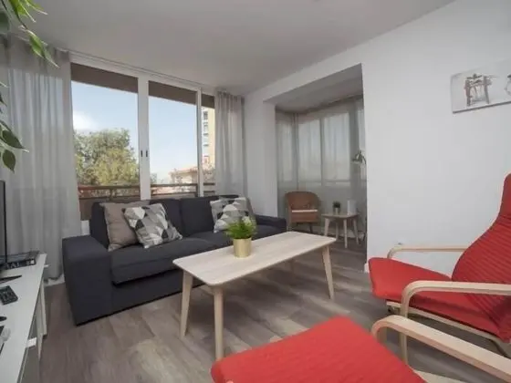 Apart Daire, 2 Yatak Odası, Sigara İçilmez