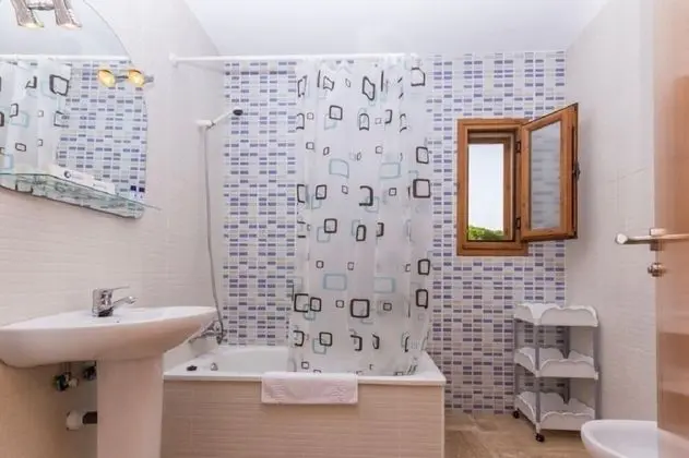 Apart Daire, 2 Yatak Odası, Zemin Kat