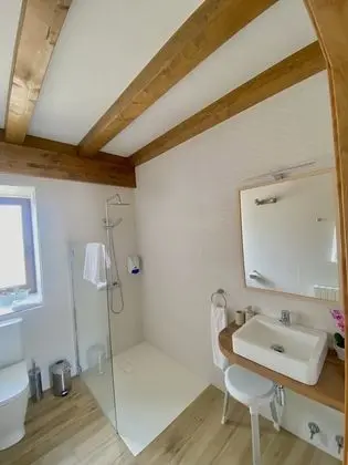 Apart Daire, Engellilere Uygun, Özel Banyo (1-2-3)