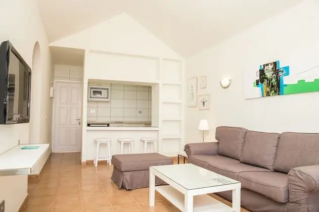 Superior Apart Daire (2 adults and 2 children)