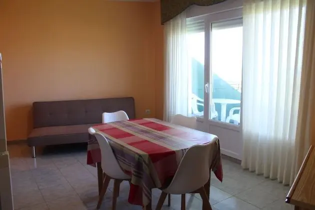 Apart Daire, 2 Yatak Odası, Teras, Okyanusa Sıfır