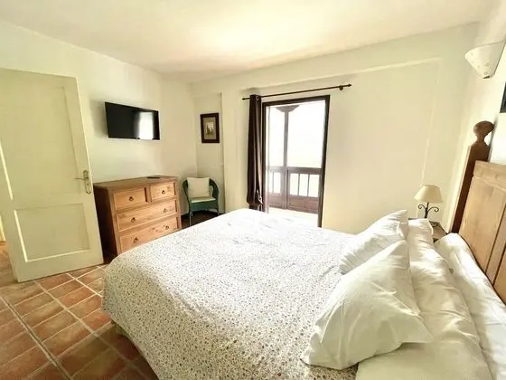 Exclusive Apart Daire, 1 Çift Kişilik Yatak, Havuz Manzaralı
