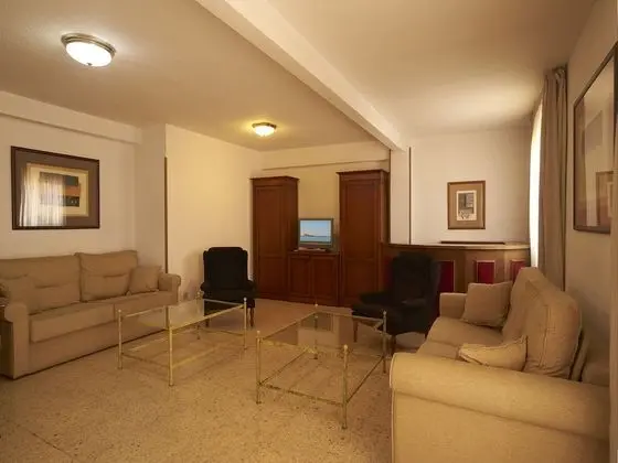 Apart Daire, 3 Yatak Odası, Balkon, Şehir Manzaralı