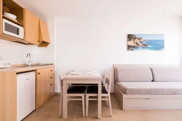 Apart Daire, 2 Yatak Odası, Balkon