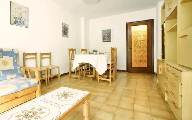 Apart Daire Capacity 6 Two Bedrooms