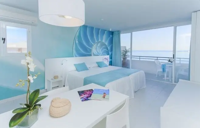 Stüdyo, Teras, Deniz Manzaralı